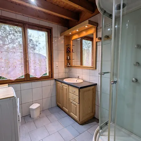 Landhuis Maison Montagnarde Renovee Avec Cheminee Et Randonnees *