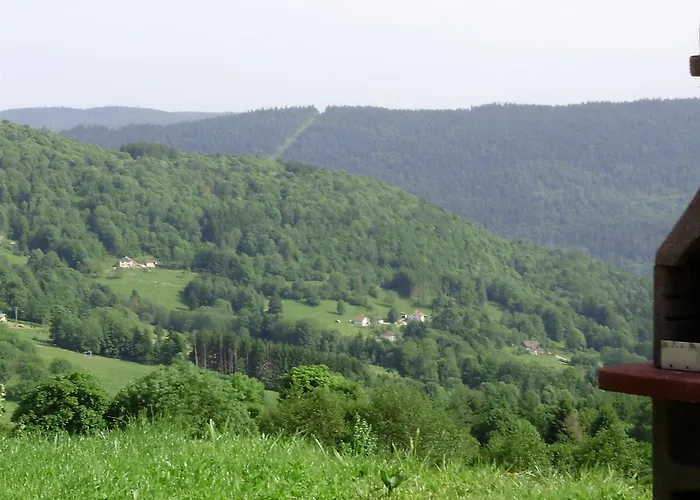 Prázdninový dům Maison Montagnarde Renovee Avec Cheminee Et Randonnees - Fr-1-589-281