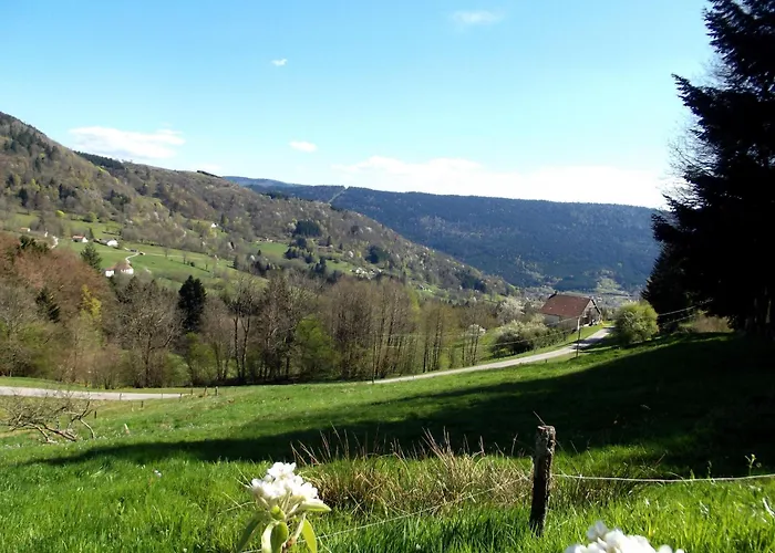 Prázdninový dům Maison Montagnarde Renovee Avec Cheminee Et Randonnees - Fr-1-589-281