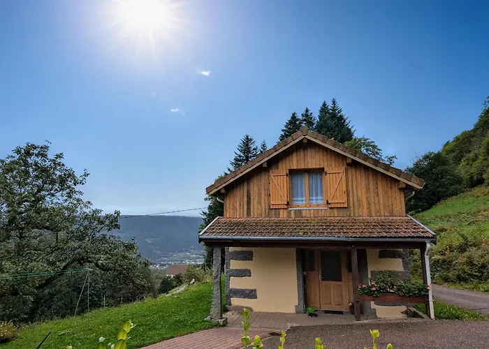 Prázdninový dům Maison Montagnarde Renovee Avec Cheminee Et Randonnees - Fr-1-589-281